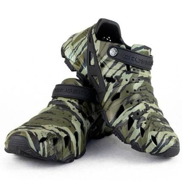 Crosskix 2.0 Unisex Shoes Bottomlands Camo Water/Boat Unisex Drain Hybrid NEW!! - Picture 1 of 12